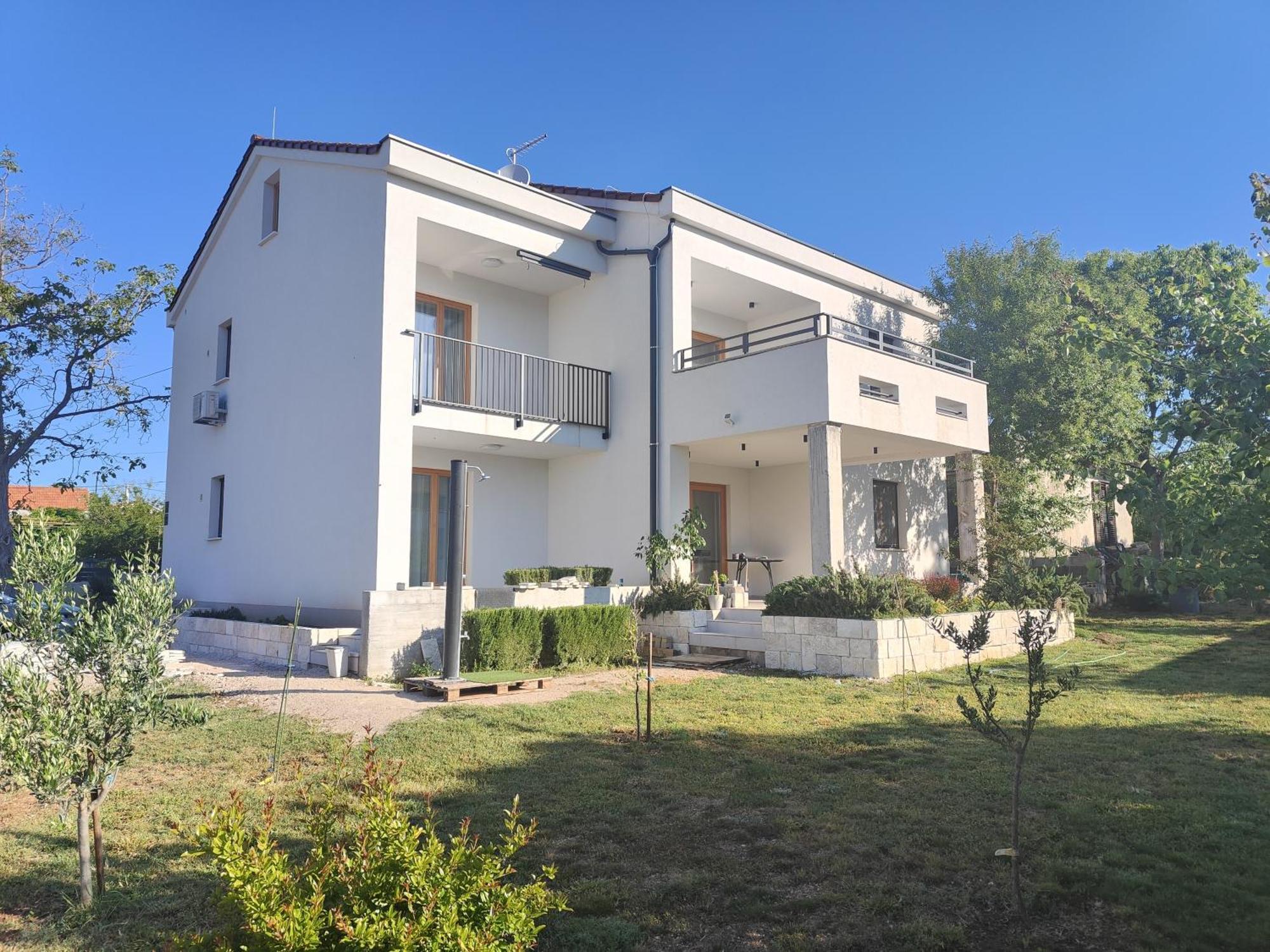 Apartments Grape Pirovac Esterno foto